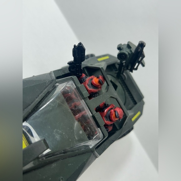 Halo - 2003 Joyride / Bungie - Warthog w/ 2 Red Spartans & 1 Assault Rifle 🔘🪖 - Picture 11 of 14